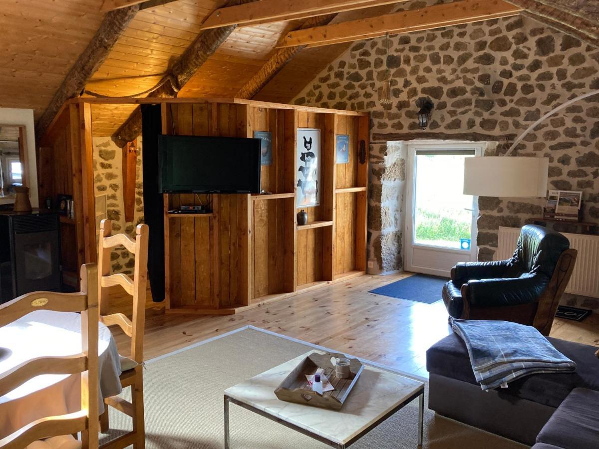 La Bonbonniere Appartement Le Chambon-sur-Lignon Buitenkant foto
