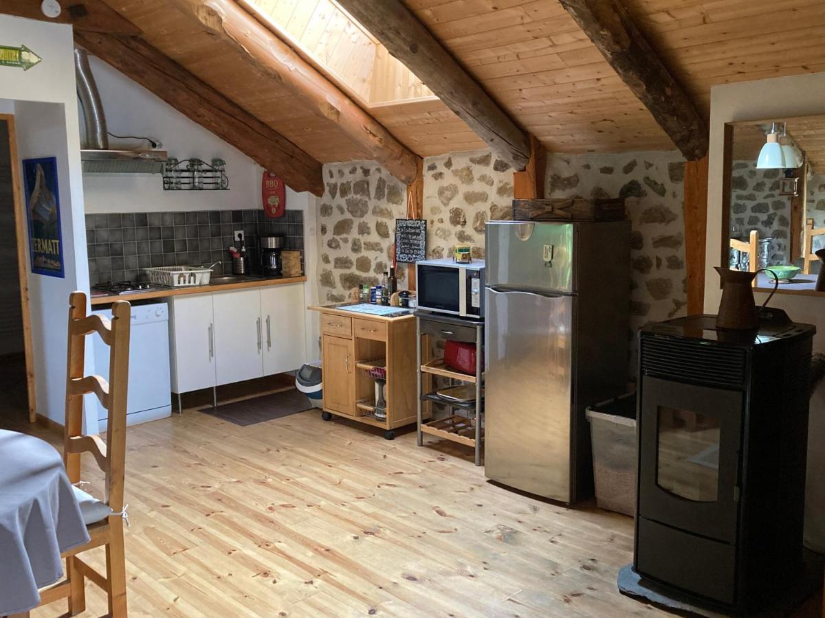 La Bonbonniere Appartement Le Chambon-sur-Lignon Buitenkant foto